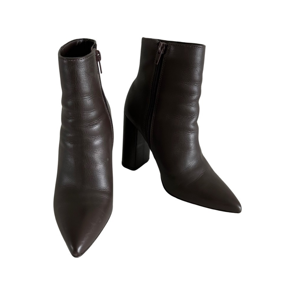 STEVE MADDEN Noticed Pointed Toe Block Heel Ankle Boots Size 6M